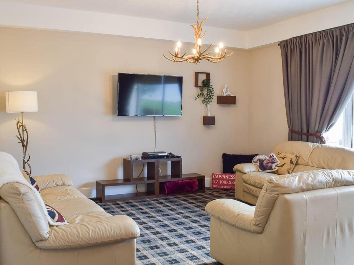 Beachcomber Apartment Leven  Ngoại thất bức ảnh