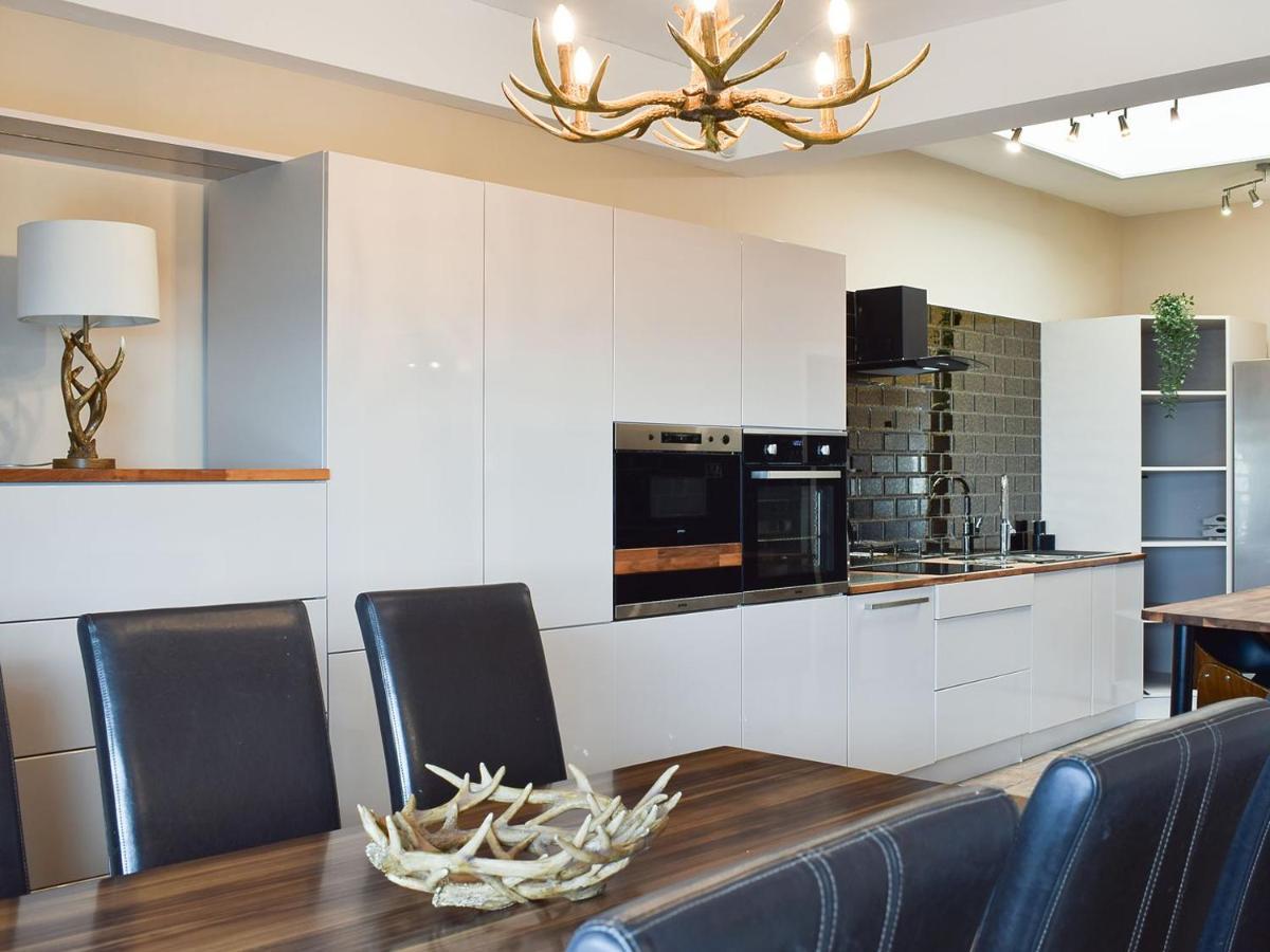 Beachcomber Apartment Leven  Ngoại thất bức ảnh